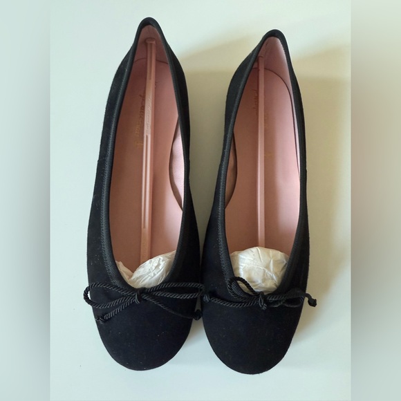 Pretty Ballerinas Shoes - Black Flats Pretty Ballerinas NWT!!!